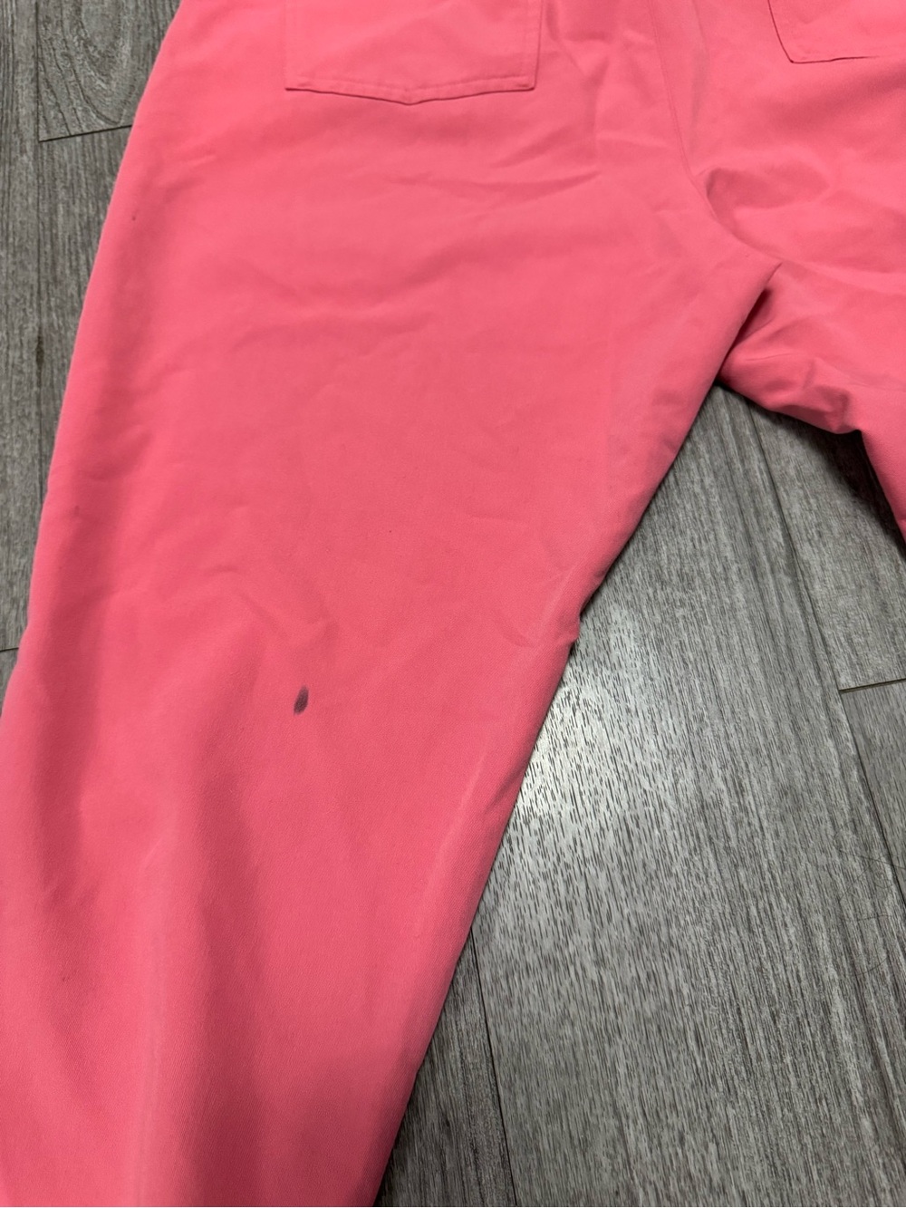 Figs Women's Pink Zamora top and Jogger - Picture 8 of 16